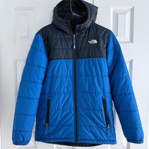 Boys XL Northface Mount Chimbo water repellent reversible hooded jacket